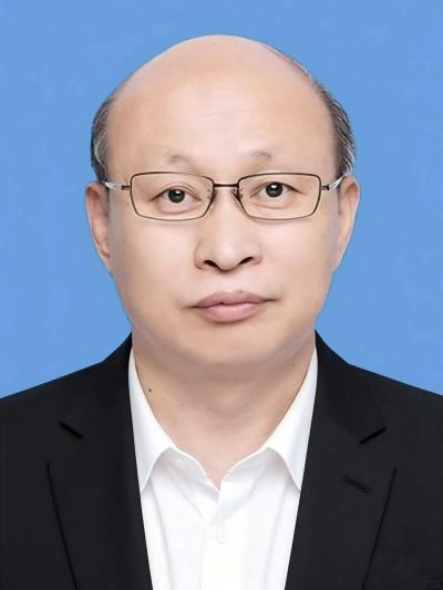 陈殿友